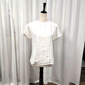 2/$30 Breckenridge Petites Cream Pleated Womens Top Size 10‎ Minimalist